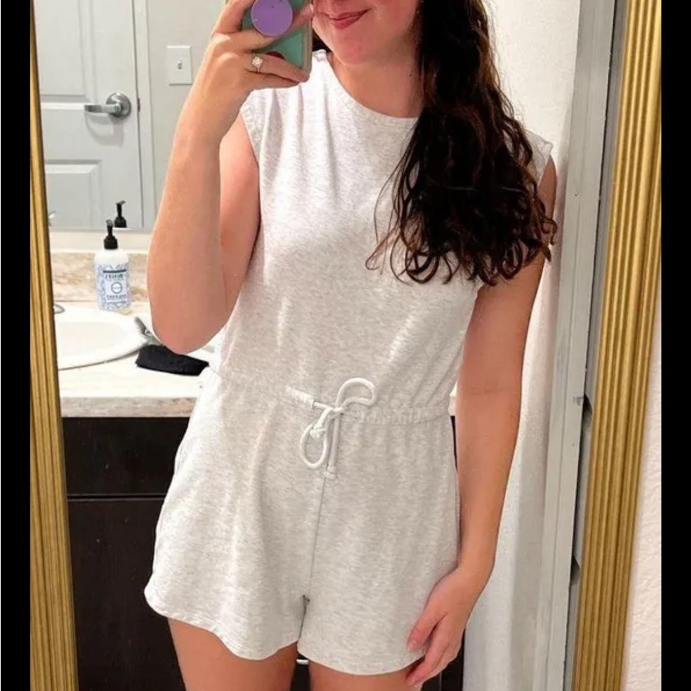 H&M Divided Light Gray Top